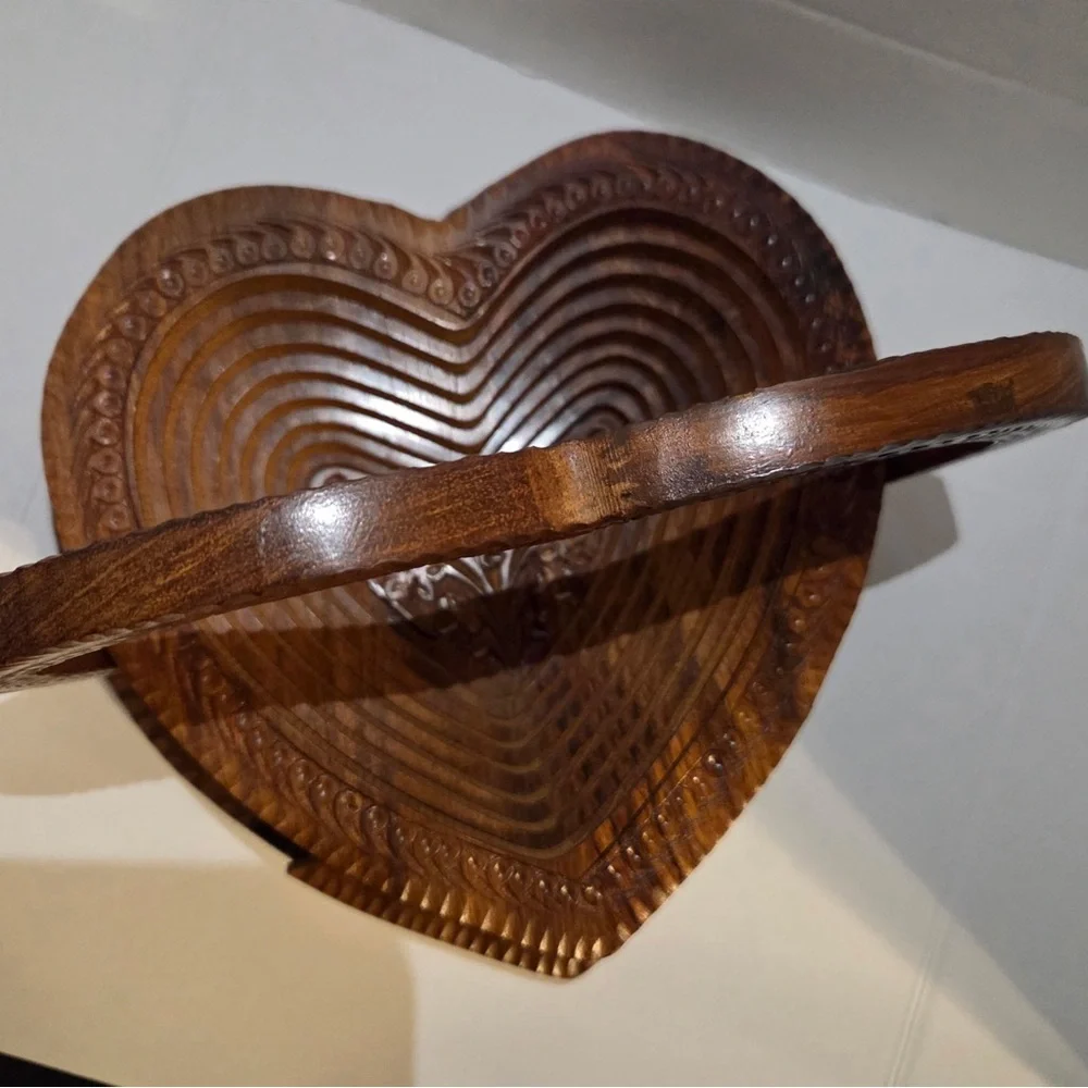 Collapsible Wooden Heart Basket Decor Spring
